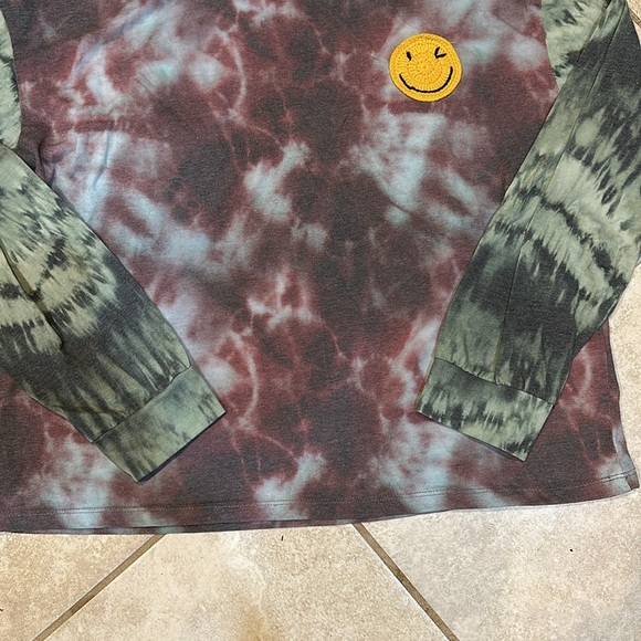 New Girl Order NGOrder Tie Dye Crochet Smiley Face Long Sleeve Shirt 14 - Picture 6 of 7